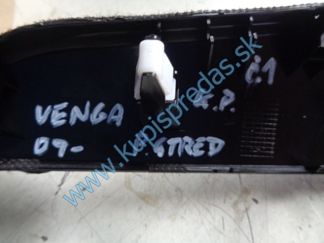pravá lišta na výduch kúrenia na kiu vengum 84776-1P000